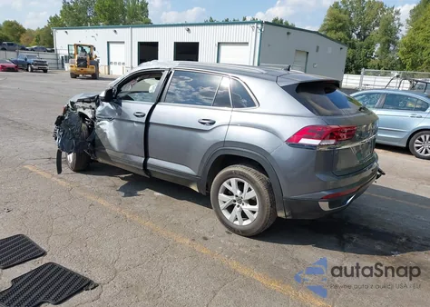 2020 Volkswagen Atlas Cross Sport 2.0T S z USA, uszkodzony, nr VIN 1V2GC2CAXLC202187